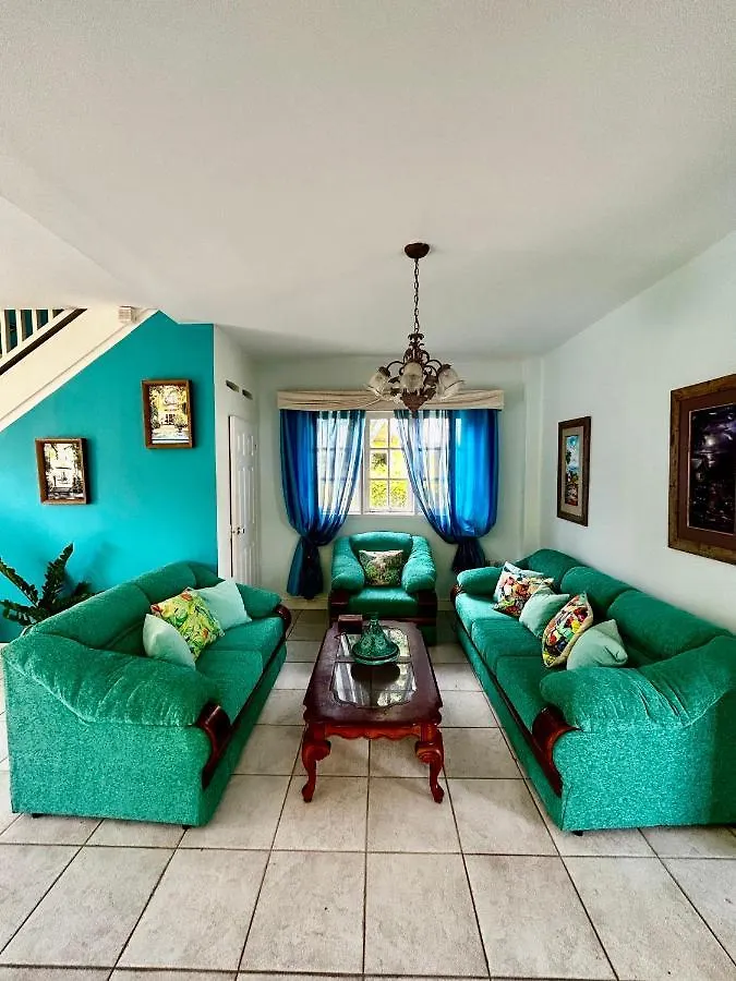 T&T Cascade Villa Scarborough 0*,