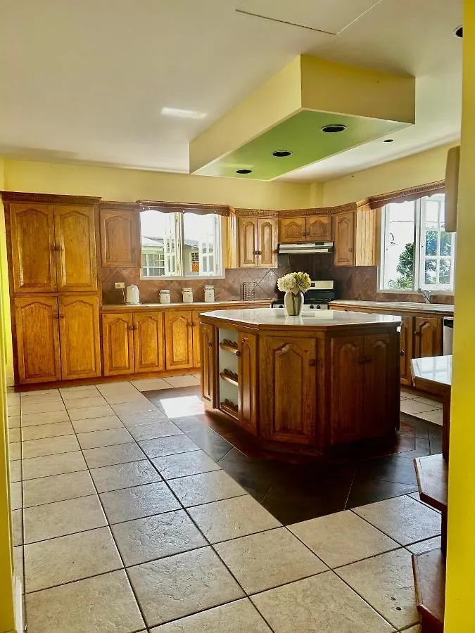 T&T Cascade Villa Scarborough